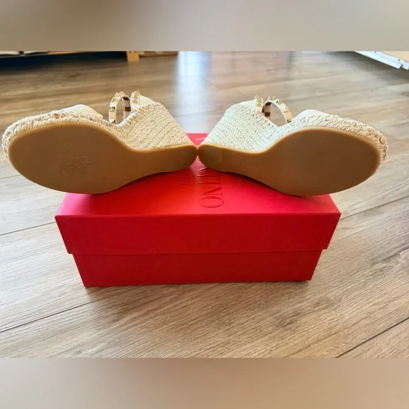 Valentino Double Rockstud Grainy Calfskin Wedge Sandal - Picture 4 of 9